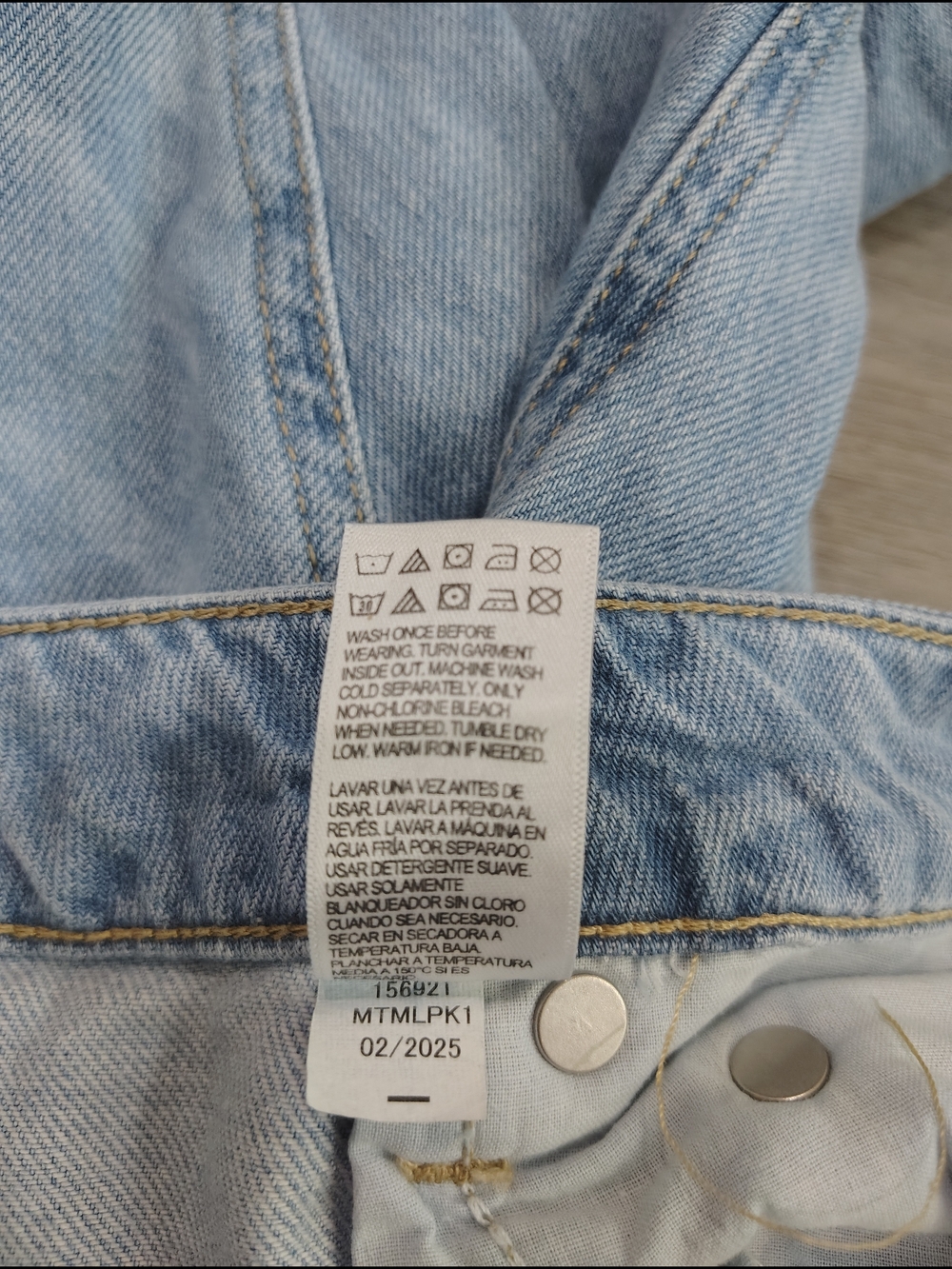 Aeropostale Pale Blue Wide-Leg Jeans. Size 12 Waist - 32 Inches - Picture 10 of 10